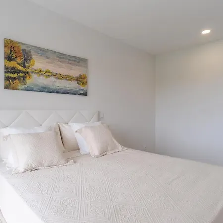 Apartamento Orquídea Fénix Ii *